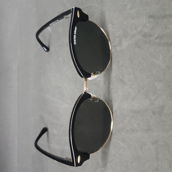 Foster Grant Accessories - Foster Grant club style sunglasses